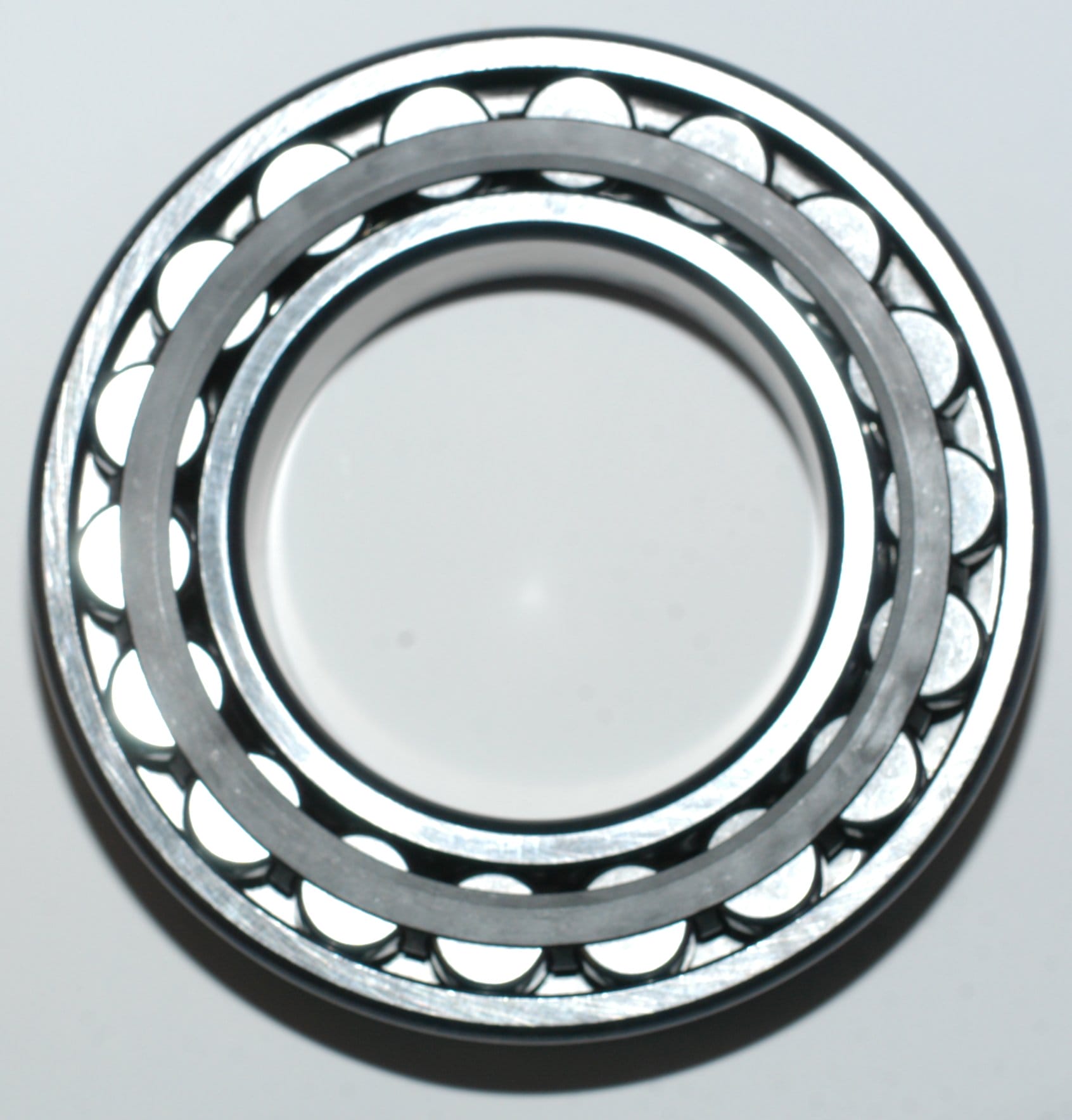 22311 E/VA405: Spherical Roller Bearing - Image 3